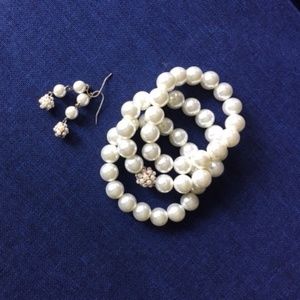 WHBM pearl set